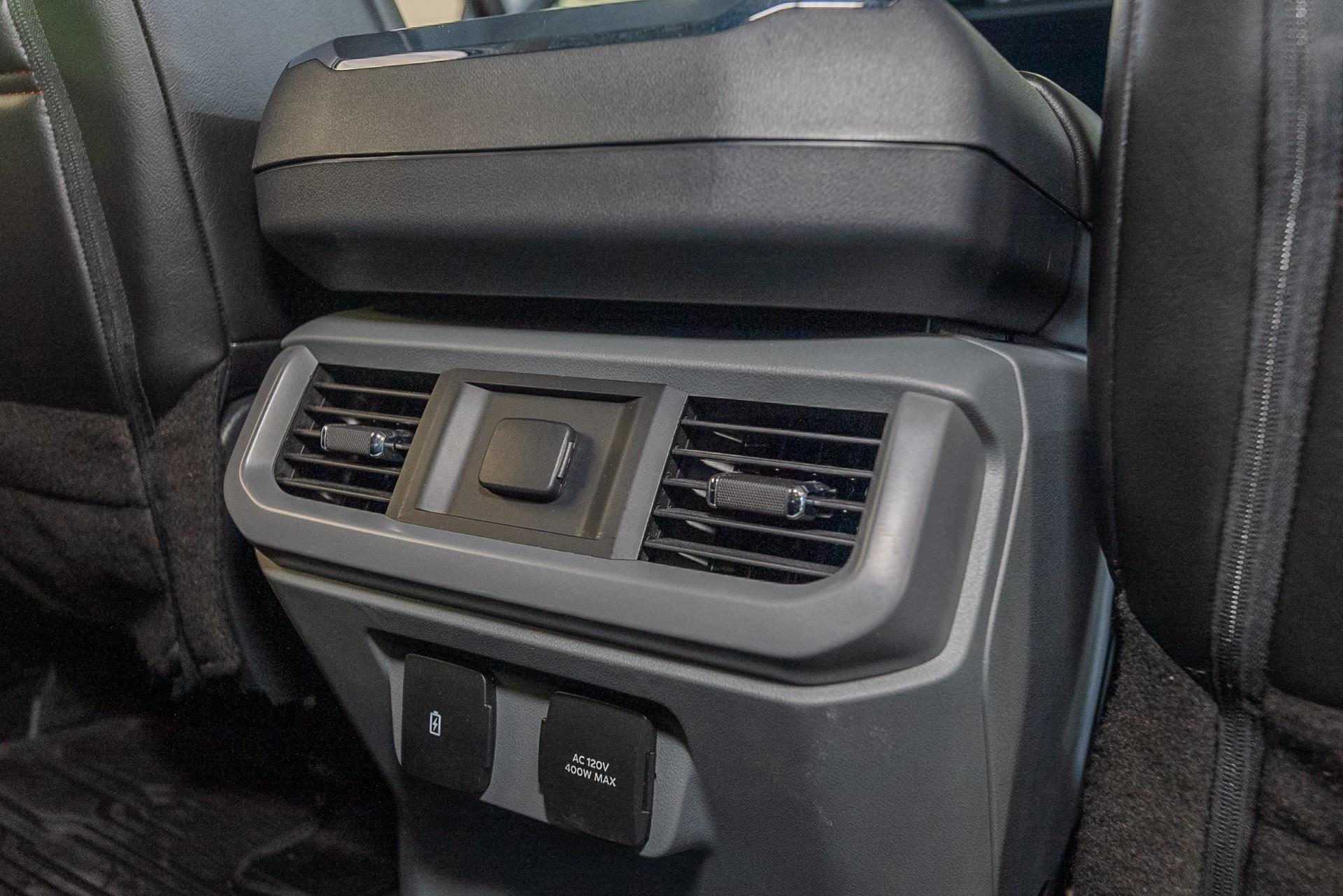 2024 FORD F-150 4X4 LARIAT in Red, photo 36 of 59