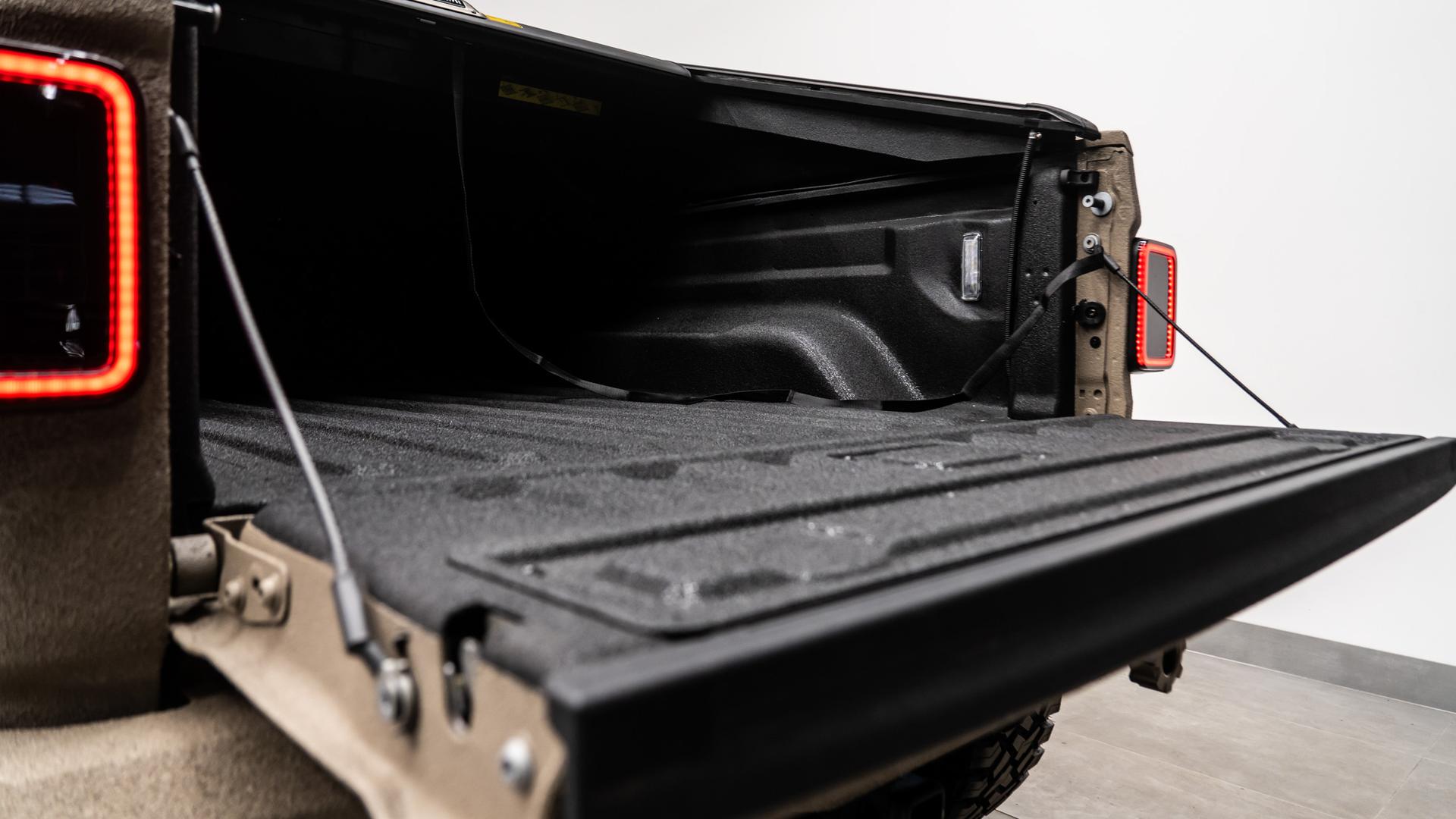 2025 JEEP GLADIATOR in 41, photo 50 of 53