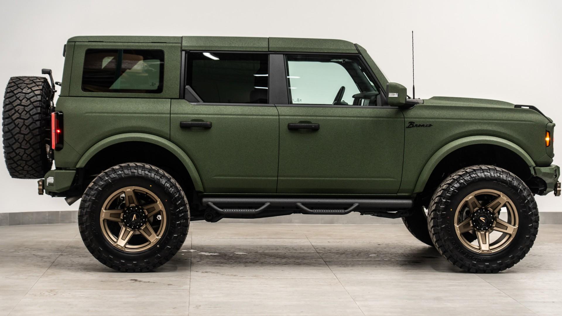 2026 FORD BRONCO in Green, photo 6 of 47