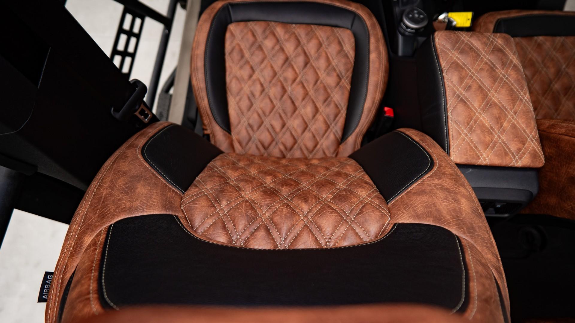 2026 FORD BRONCO in Tan, photo 40 of 59