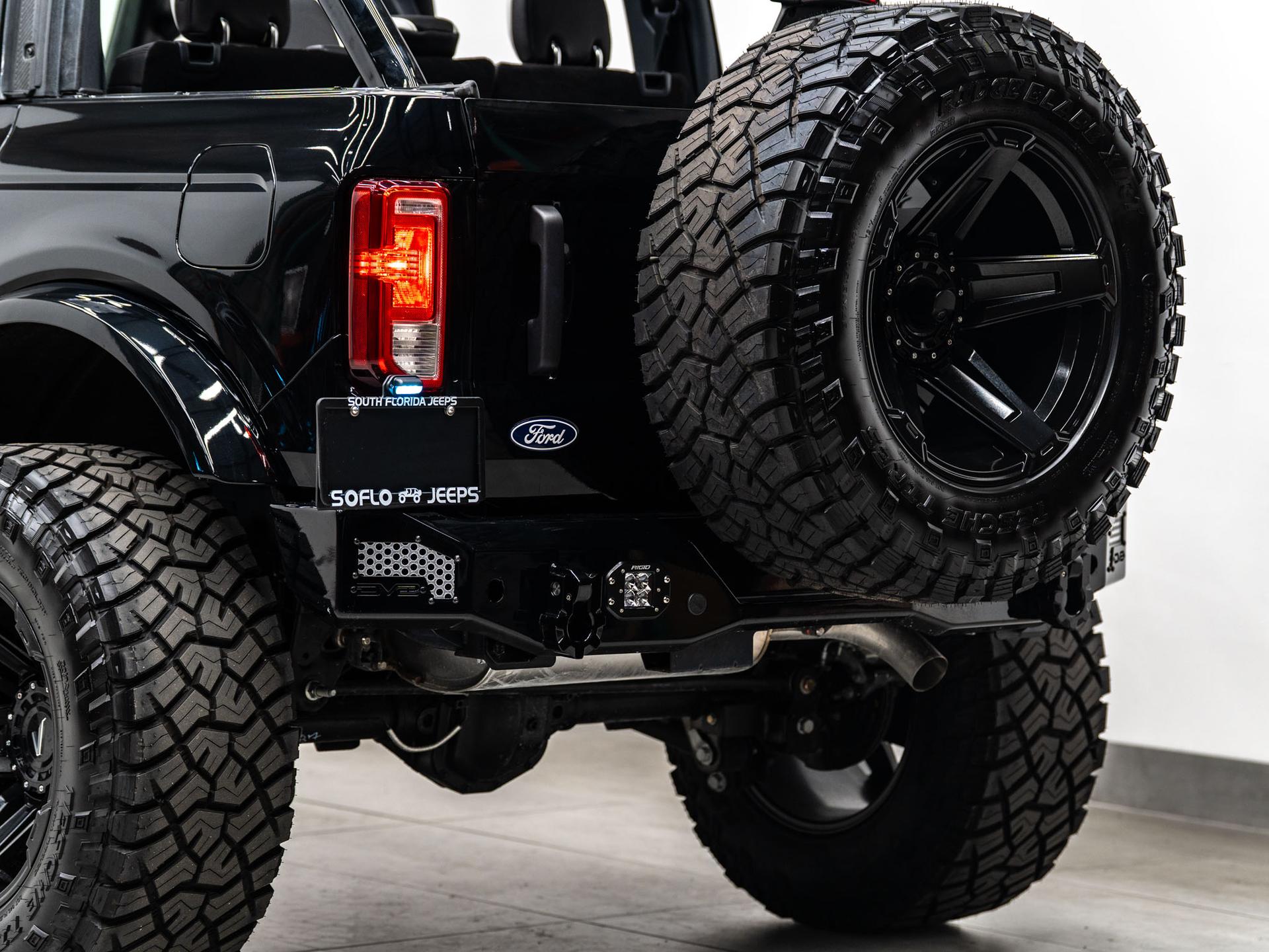 2026 FORD BRONCO 4X4 in Black, photo 15 of 60