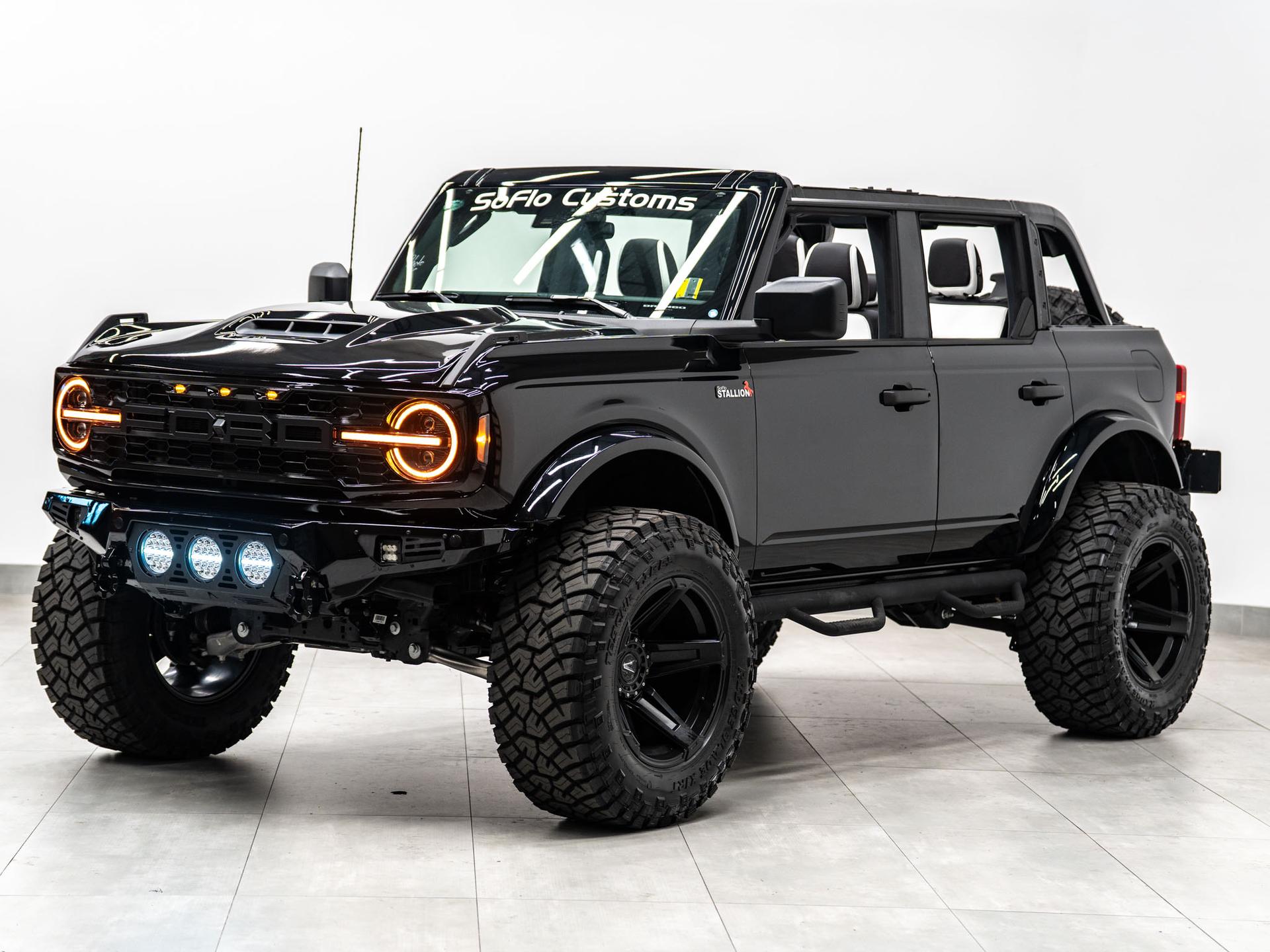 2026 FORD BRONCO 4X4 in Black, photo 25 of 60