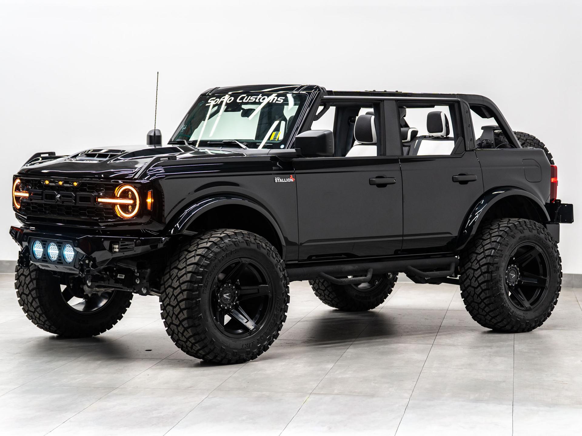 2026 FORD BRONCO 4X4 in Black, photo 16 of 60