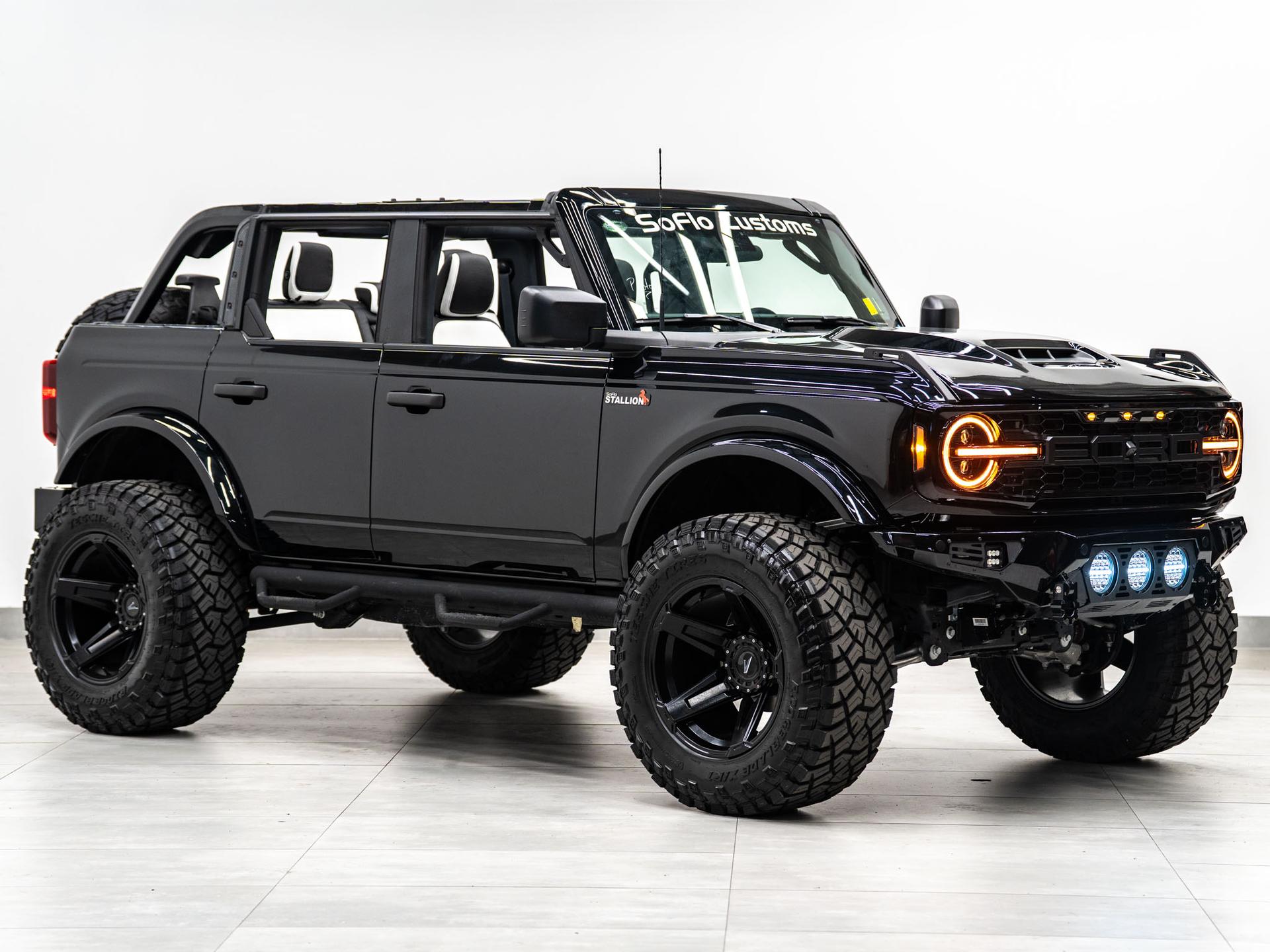 2026 FORD BRONCO 4X4 in Black, photo 19 of 60