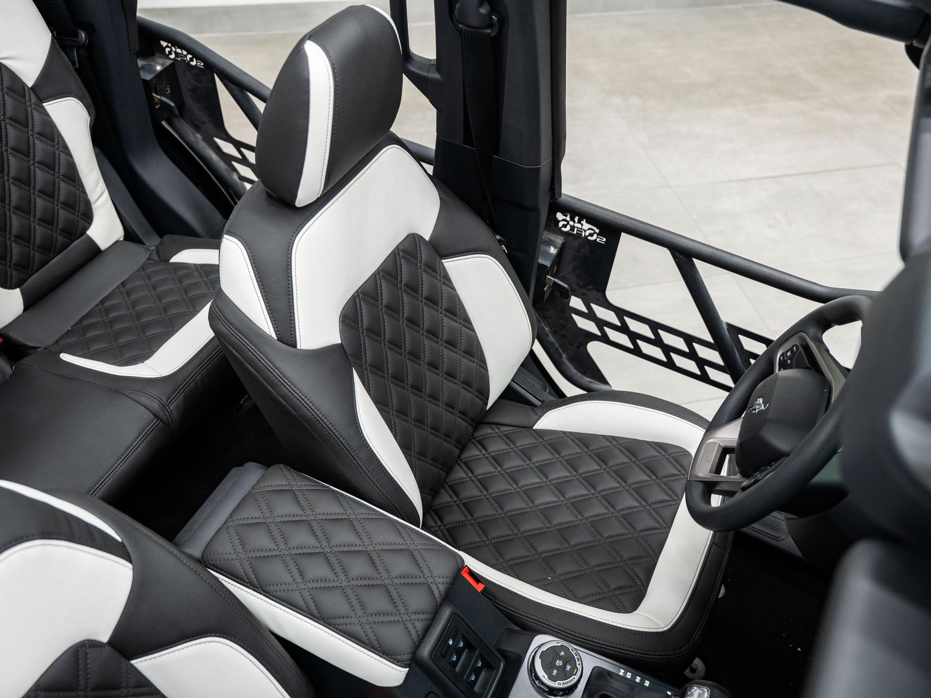 2026 FORD BRONCO 4X4 in Black, photo 40 of 60