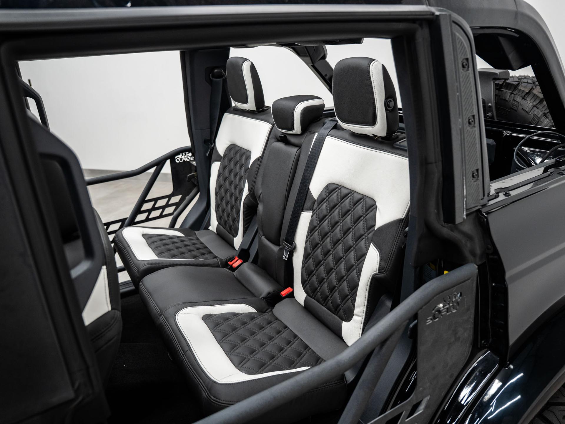 2026 FORD BRONCO 4X4 in Black, photo 46 of 60