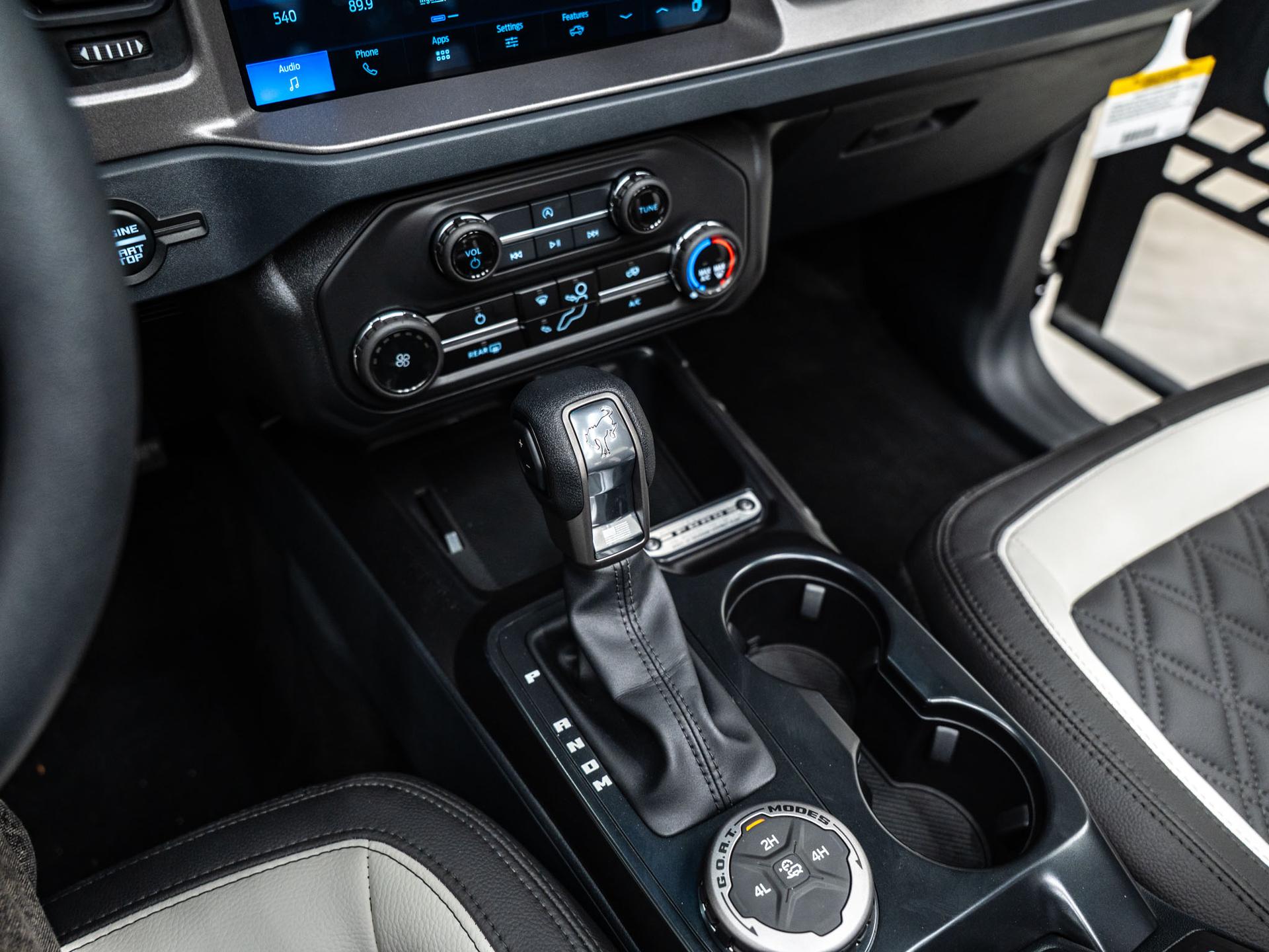2026 FORD BRONCO 4X4 in Black, photo 48 of 60