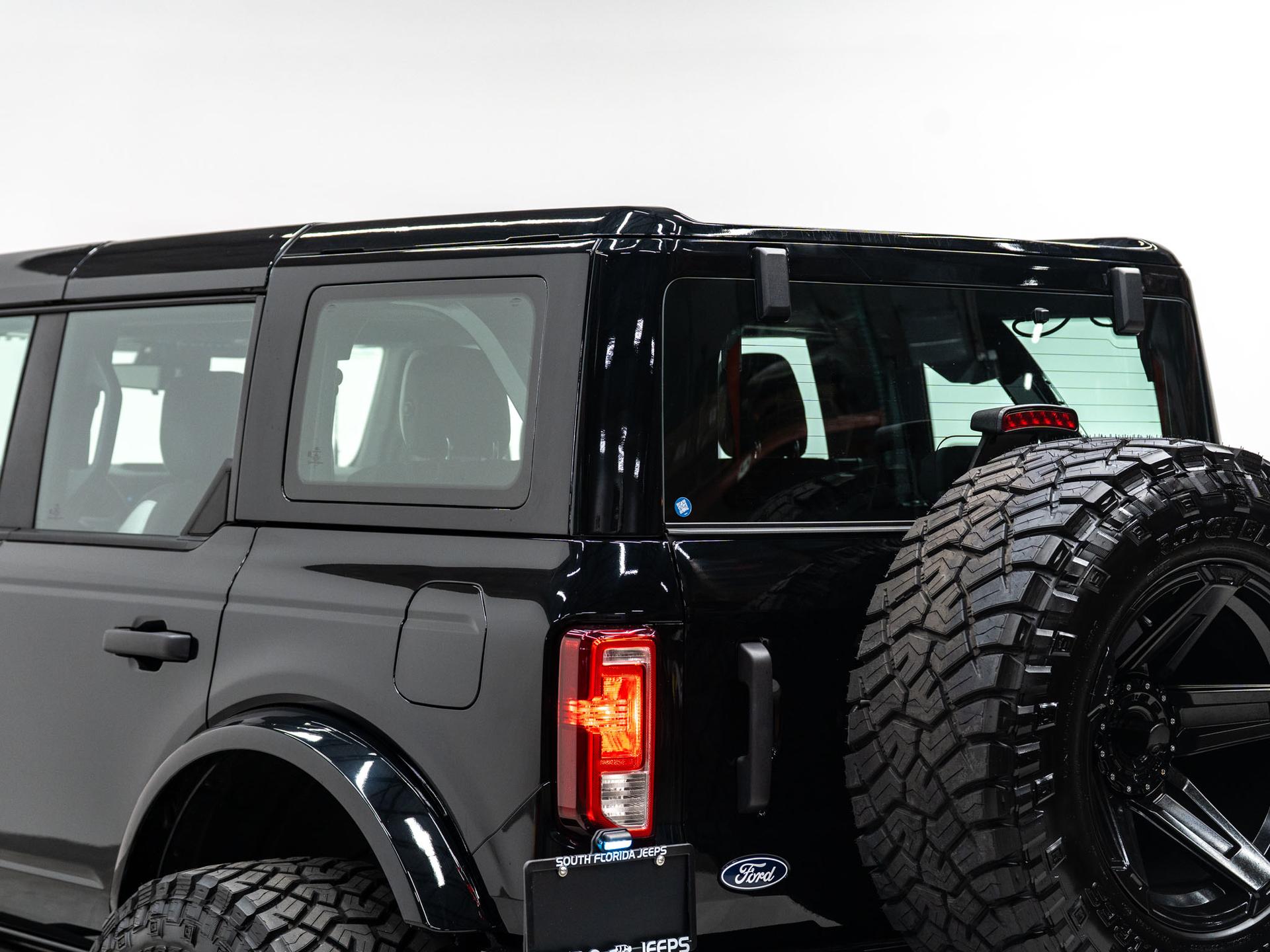 2026 FORD BRONCO 4X4 in Black, photo 10 of 60