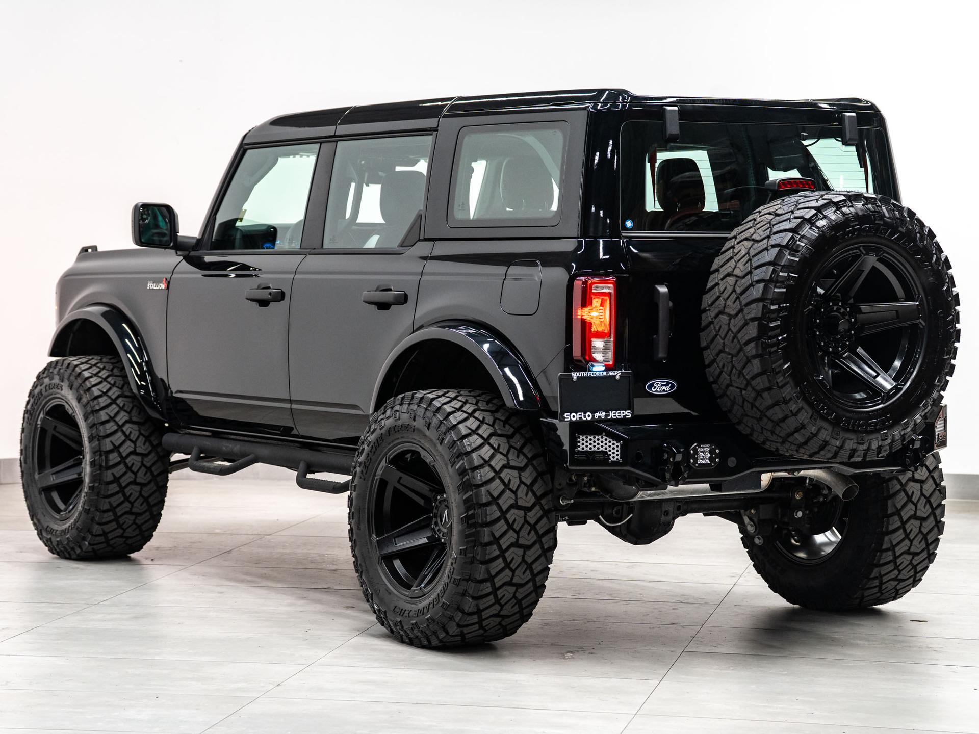 2026 FORD BRONCO 4X4 in Black, photo 11 of 60