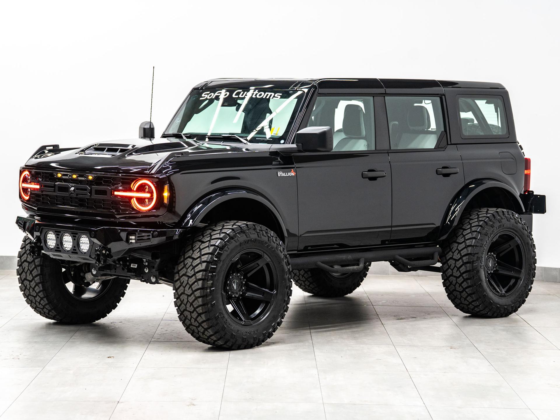 2026 FORD BRONCO 4X4 in Black, photo 14 of 60