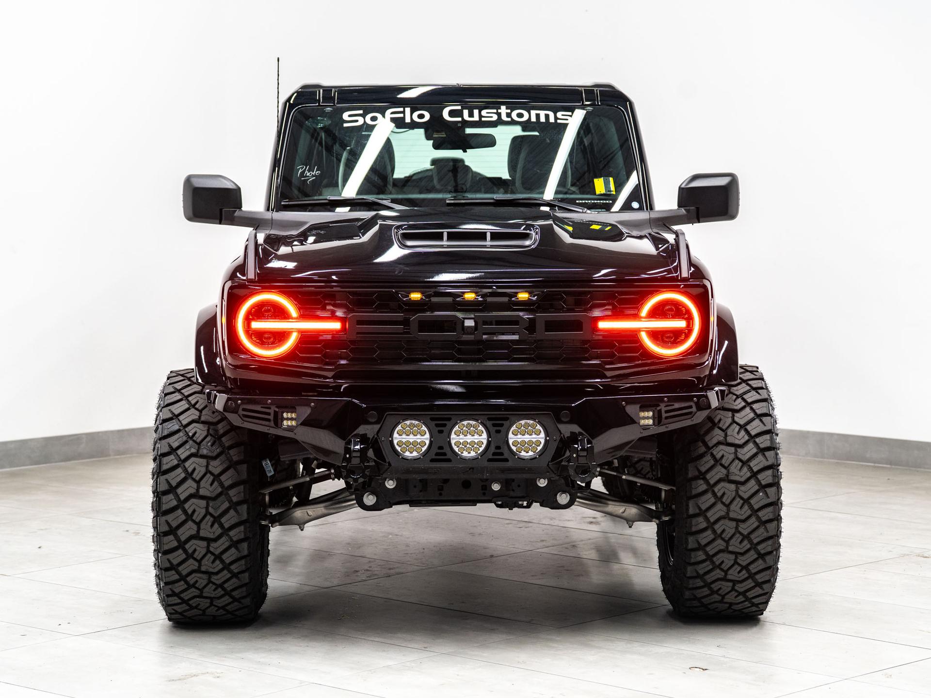 2026 FORD BRONCO 4X4 in Black, photo 2 of 60