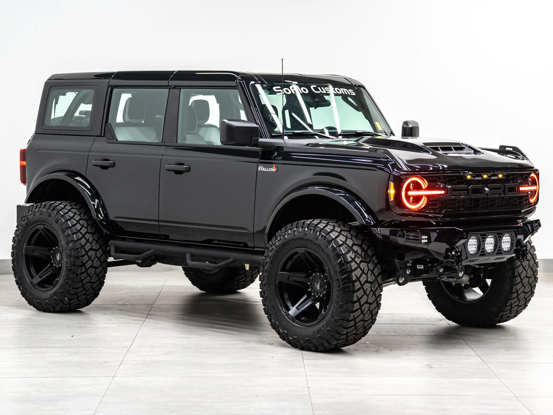 2026 FORD BRONCO 4X4 in Black, photo 5 of 60