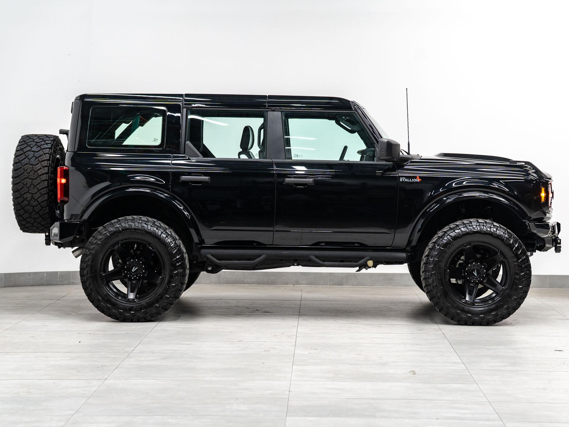 2026 FORD BRONCO 4X4 in Black, photo 6 of 60