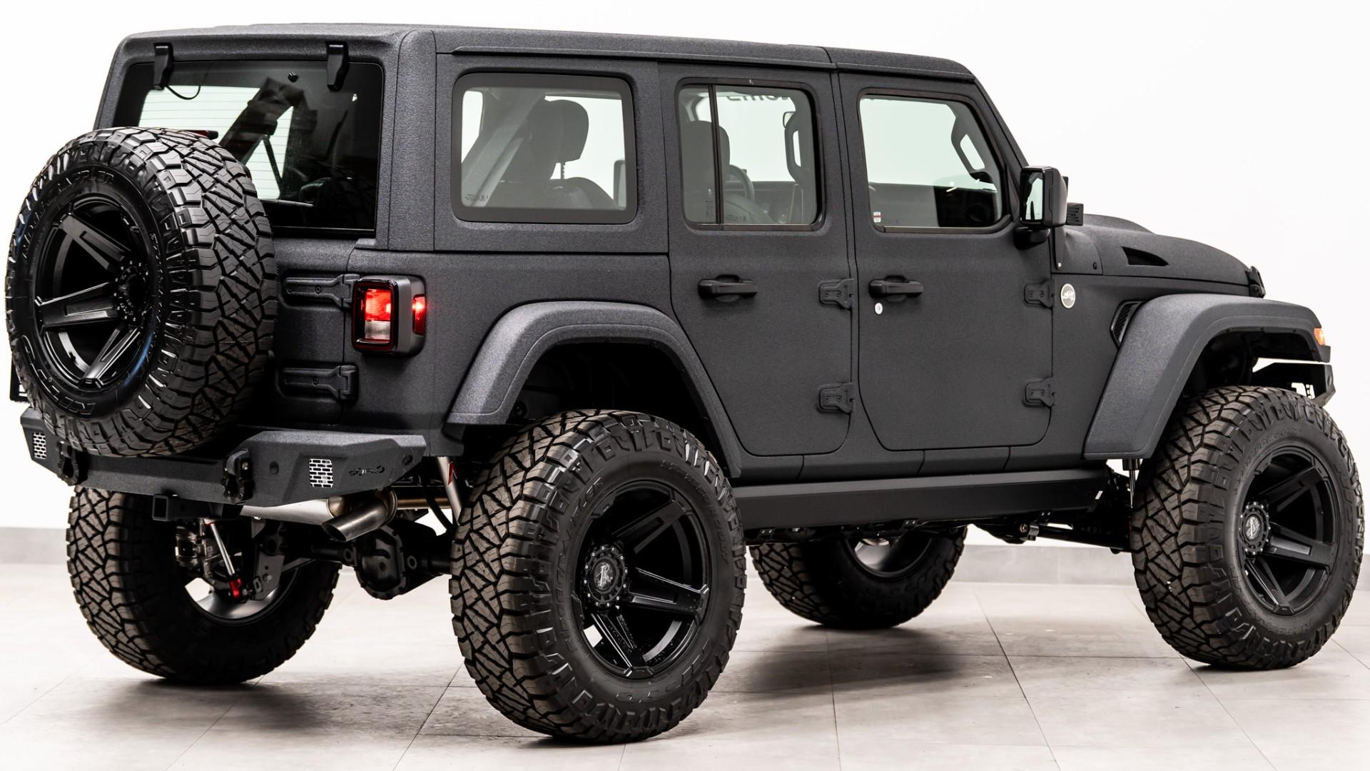 2026 JEEP WRANGLER in Gray, photo 8 of 52