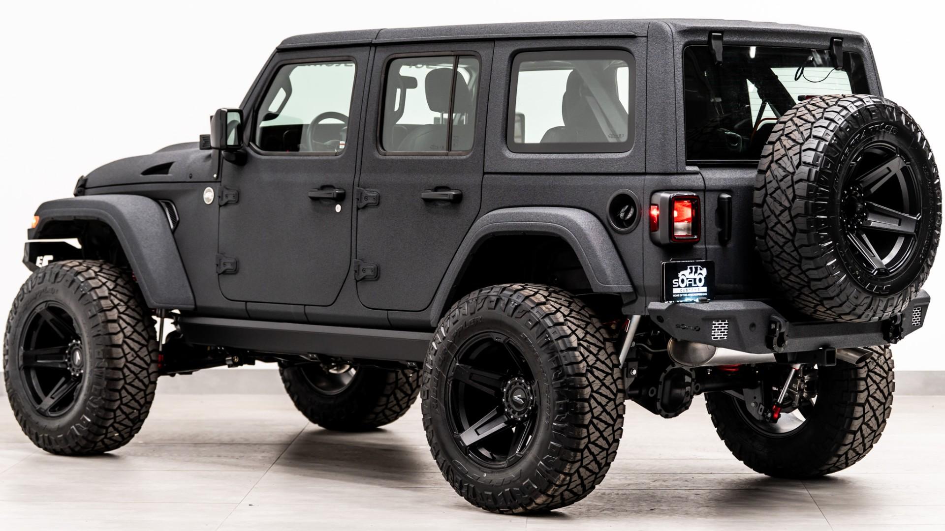 2026 JEEP WRANGLER in Gray, photo 10 of 52
