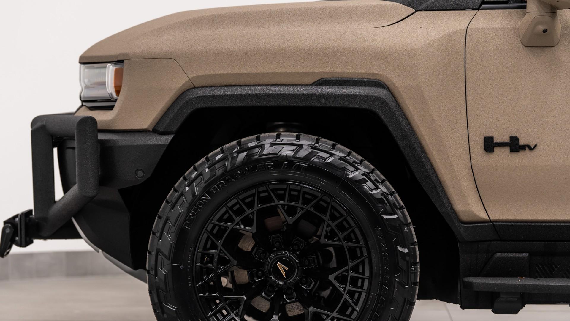 2025 GMC HUMMER EV 3X in Tan, photo 18 of 49