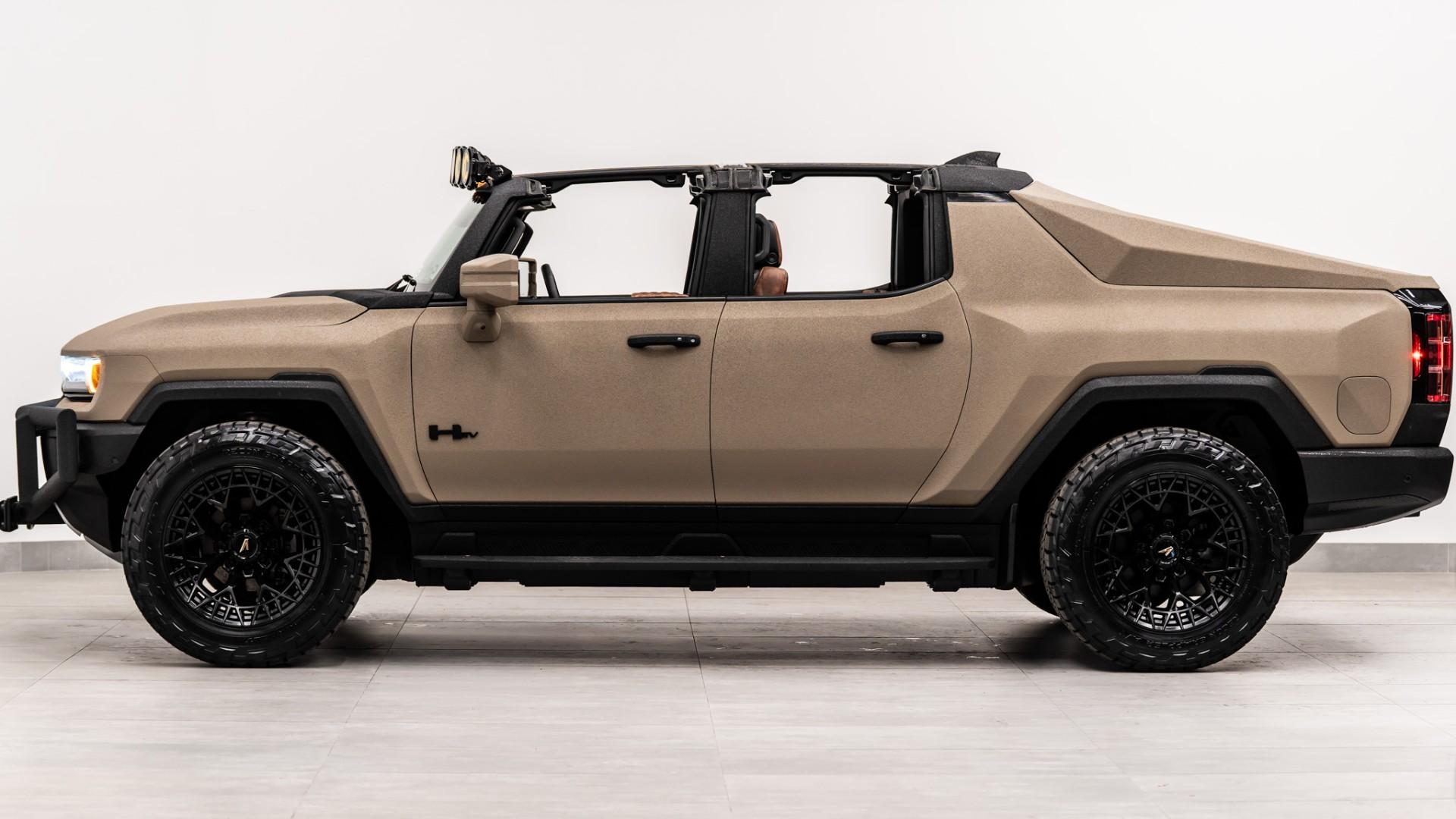 2025 GMC HUMMER EV 3X in Tan, photo 16 of 49