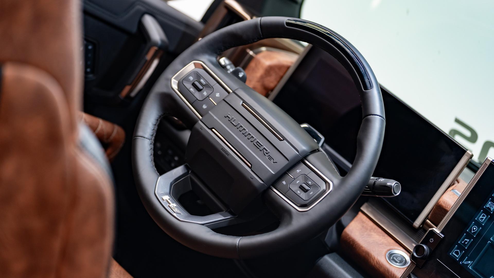 2025 GMC HUMMER EV 3X in Tan, photo 45 of 49