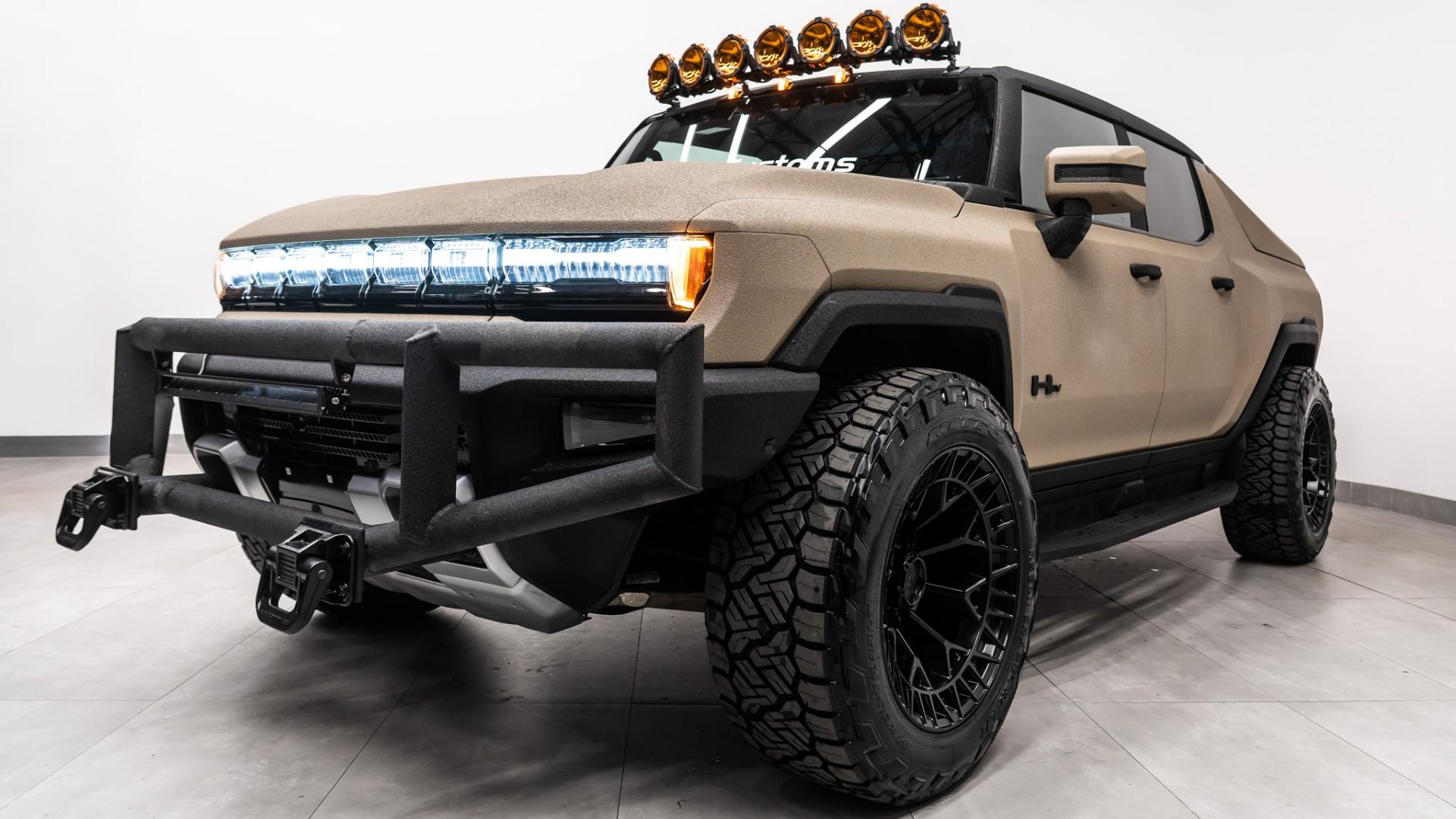 2025 GMC HUMMER EV 3X in Tan, photo 22 of 49