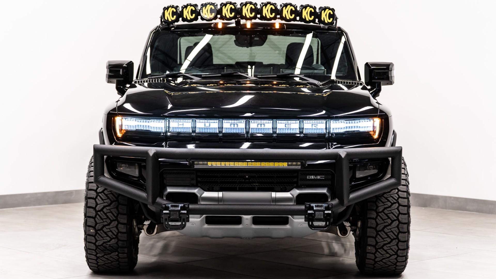 2024 GMC HUMMER EV 3X in Black, photo 4 of 57