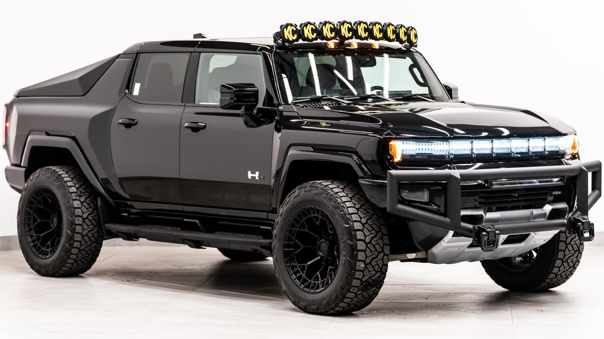 2024 GMC HUMMER EV 3X in Black, photo 13 of 57