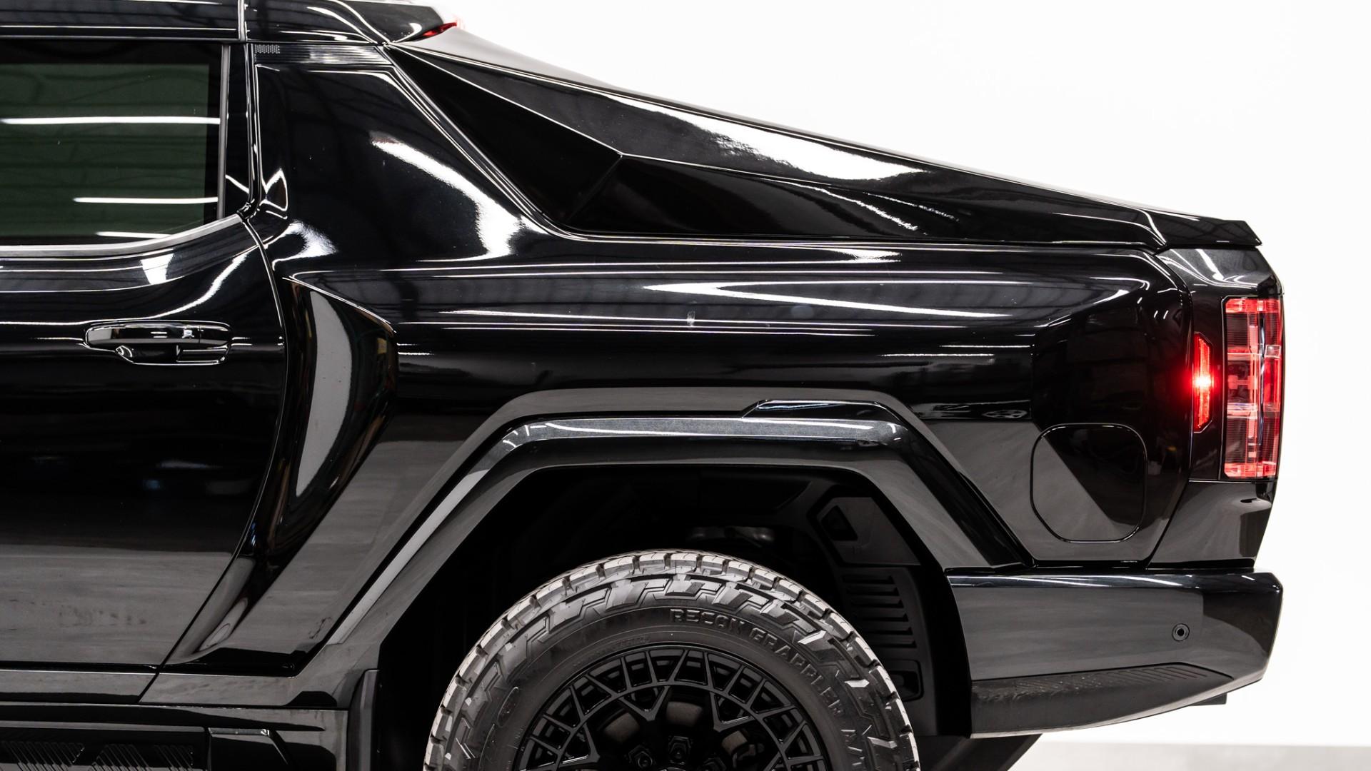2024 GMC HUMMER EV 3X in Black, photo 41 of 57