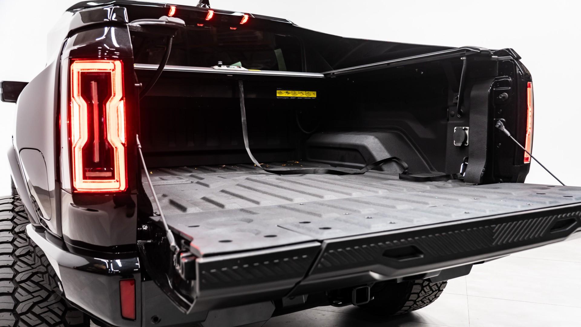 2024 GMC HUMMER EV 3X in Black, photo 46 of 57