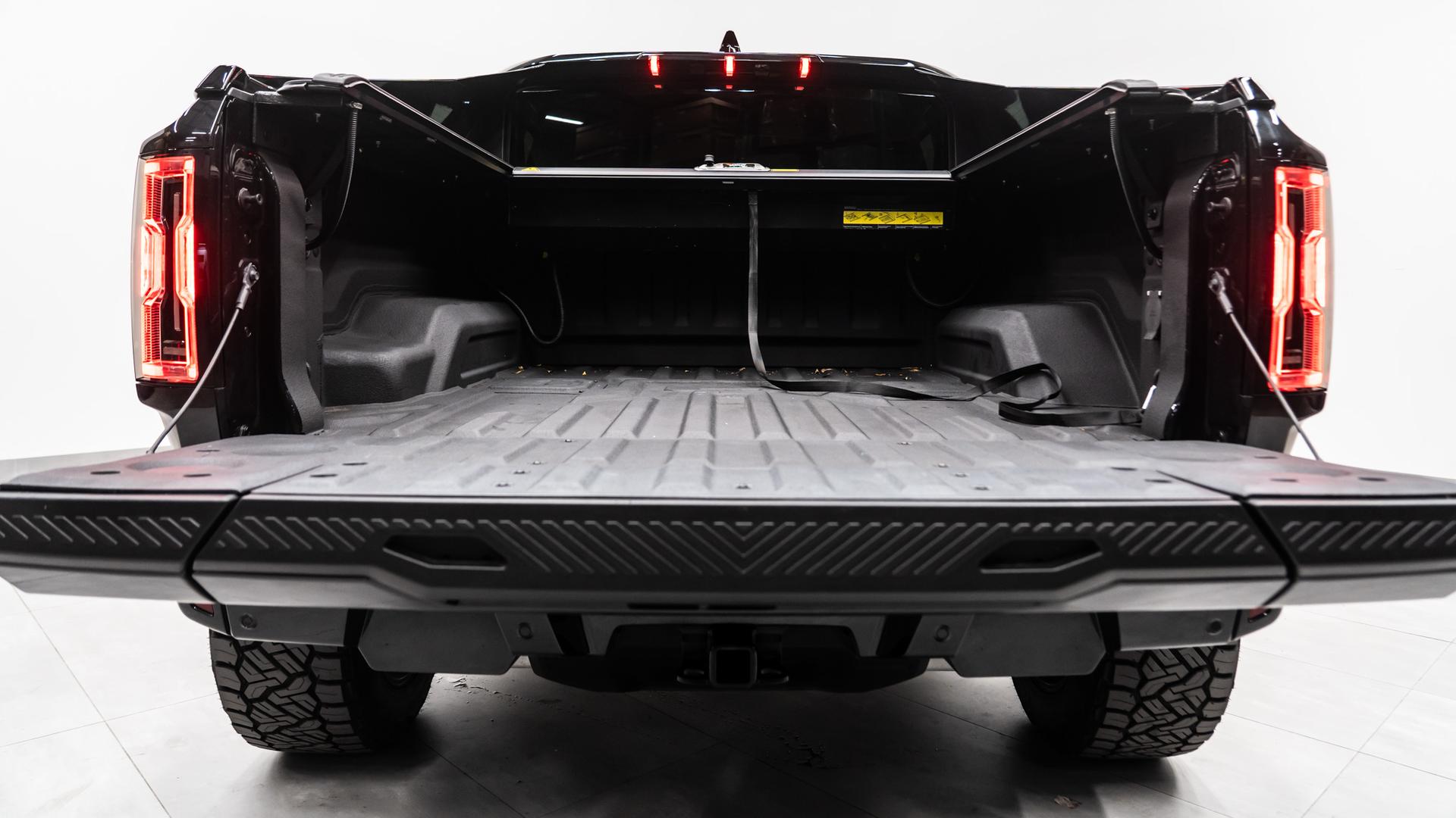 2024 GMC HUMMER EV 3X in Black, photo 48 of 57