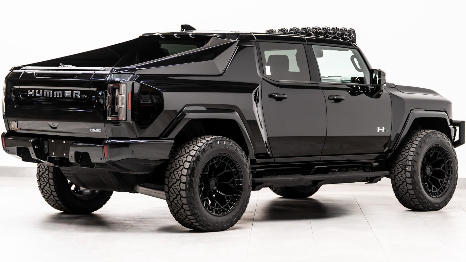 2024 GMC HUMMER EV 3X in Black, photo 8 of 57