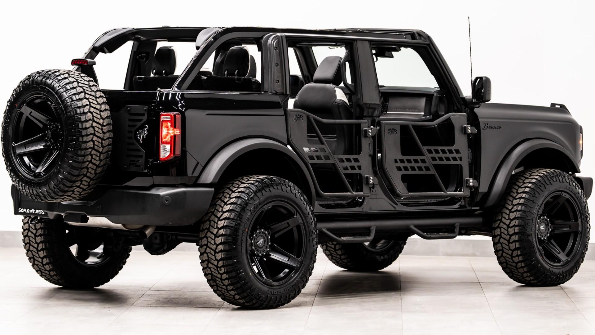 2025 FORD BRONCO in Black, photo 22 of 49