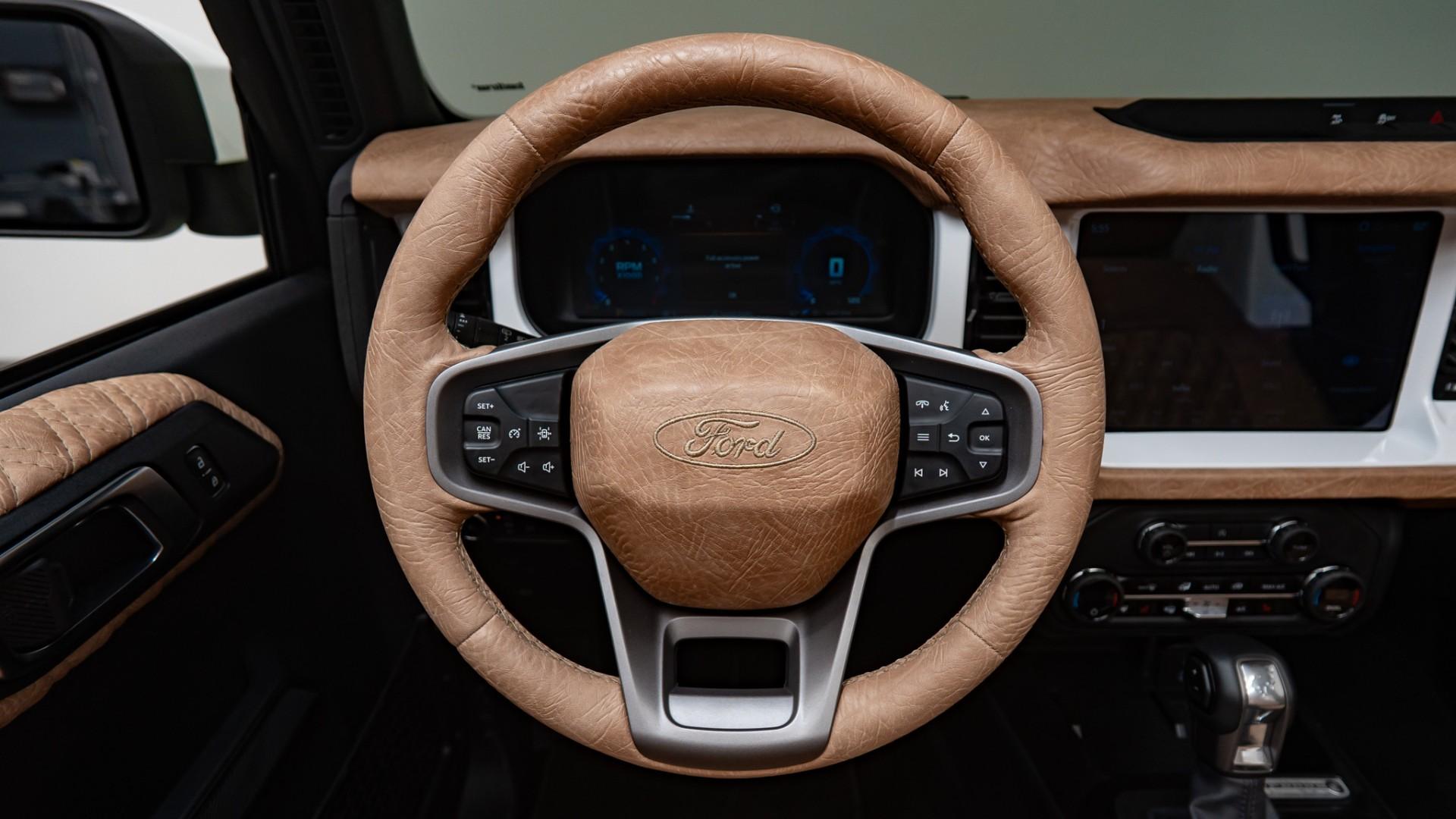 2025 FORD BRONCO in Green, photo 17 of 56