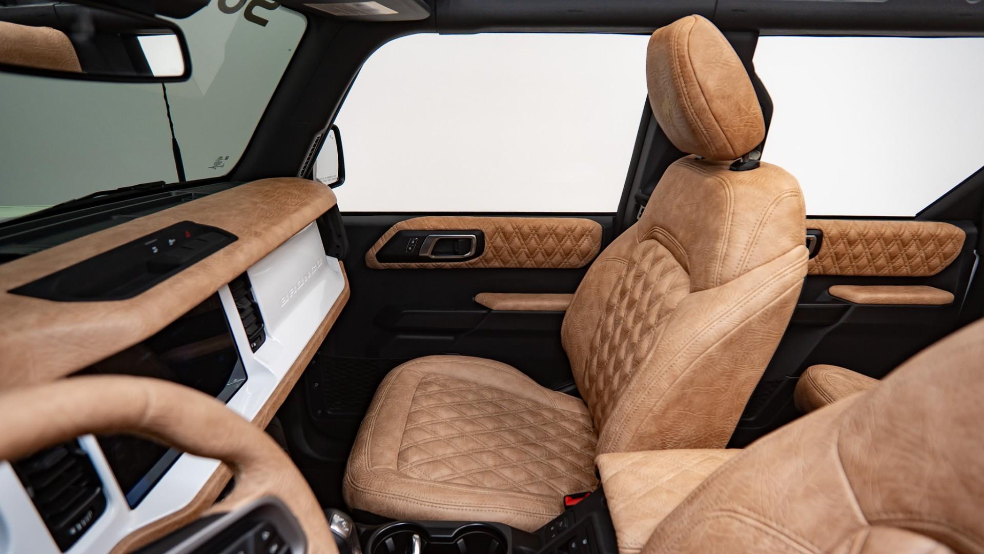 2025 FORD BRONCO in Green, photo 28 of 56