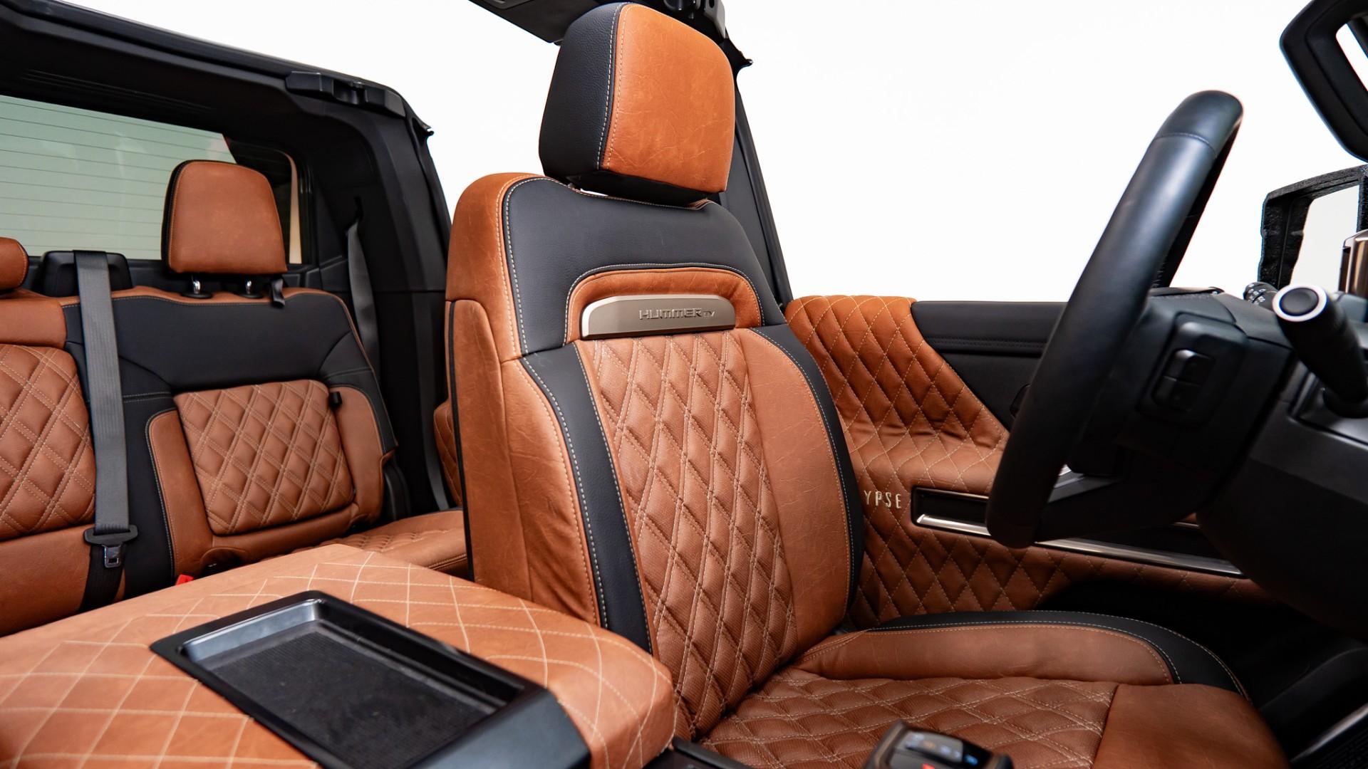 2025 GMC HUMMER EV 3X in Black, photo 23 of 60