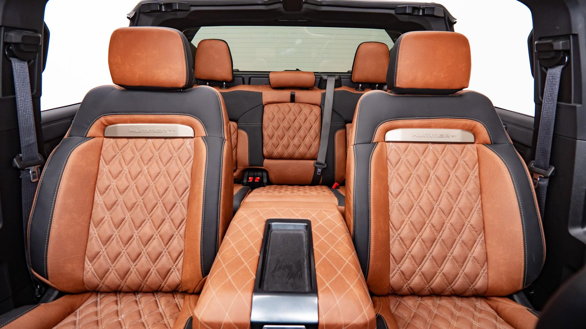 2025 GMC HUMMER EV 3X in Black, photo 3 of 60