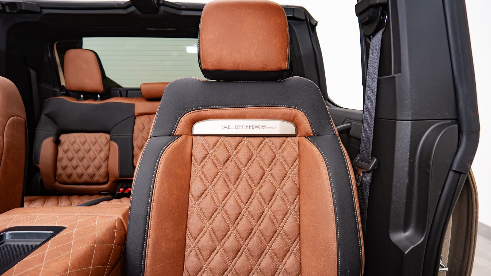 2025 GMC HUMMER EV 3X in Black, photo 26 of 60