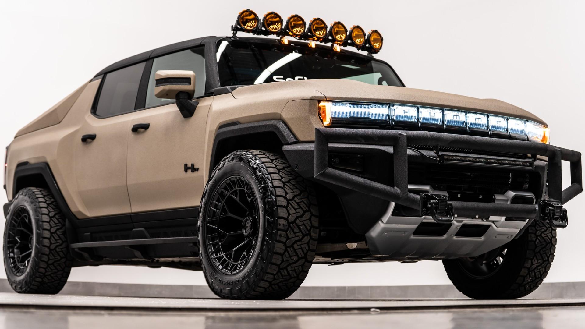 2025 GMC HUMMER EV 3X in Black, photo 43 of 60