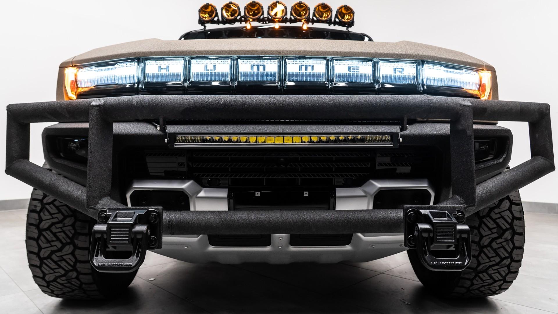 2025 GMC HUMMER EV 3X in Black, photo 48 of 60