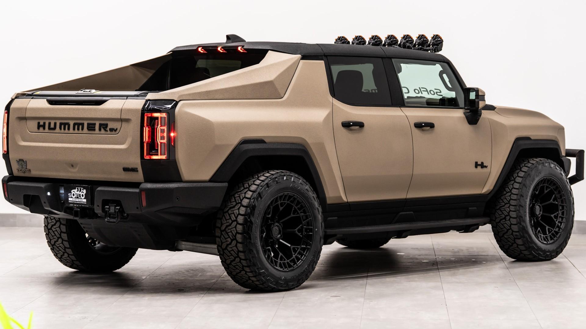 2025 GMC HUMMER EV 3X in Black, photo 8 of 60