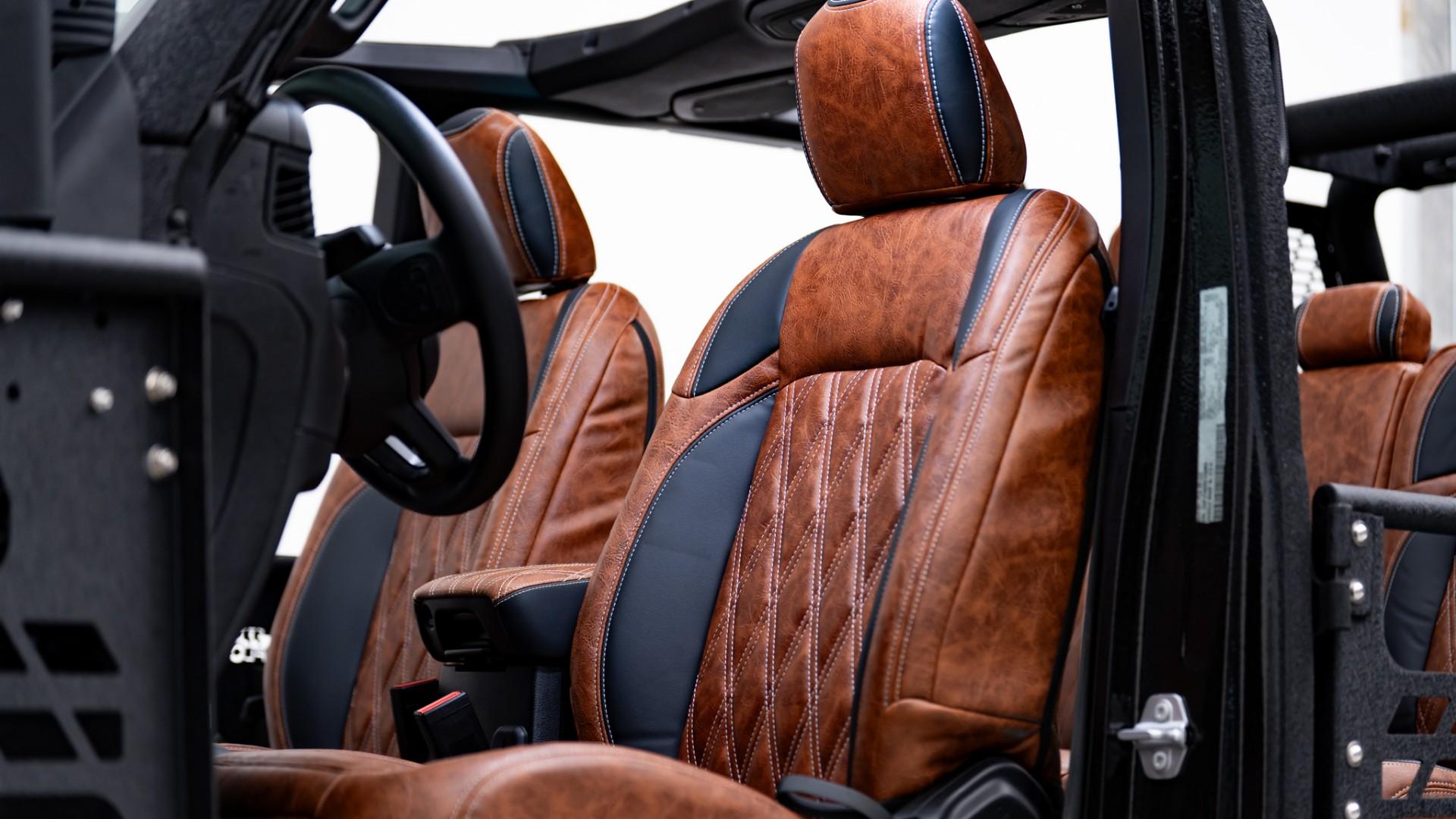 2026 JEEP GLADIATOR in Black, photo 40 of 52
