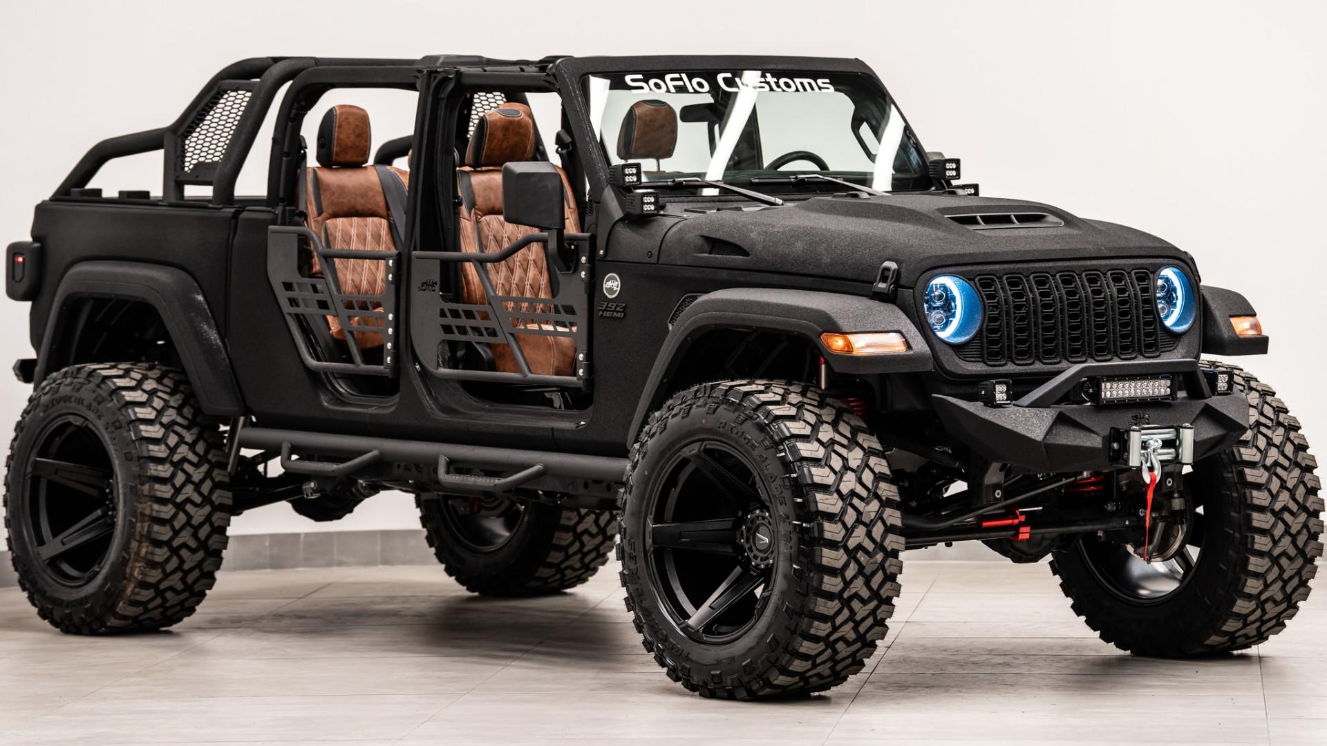 2026 JEEP GLADIATOR in Black, photo 36 of 52