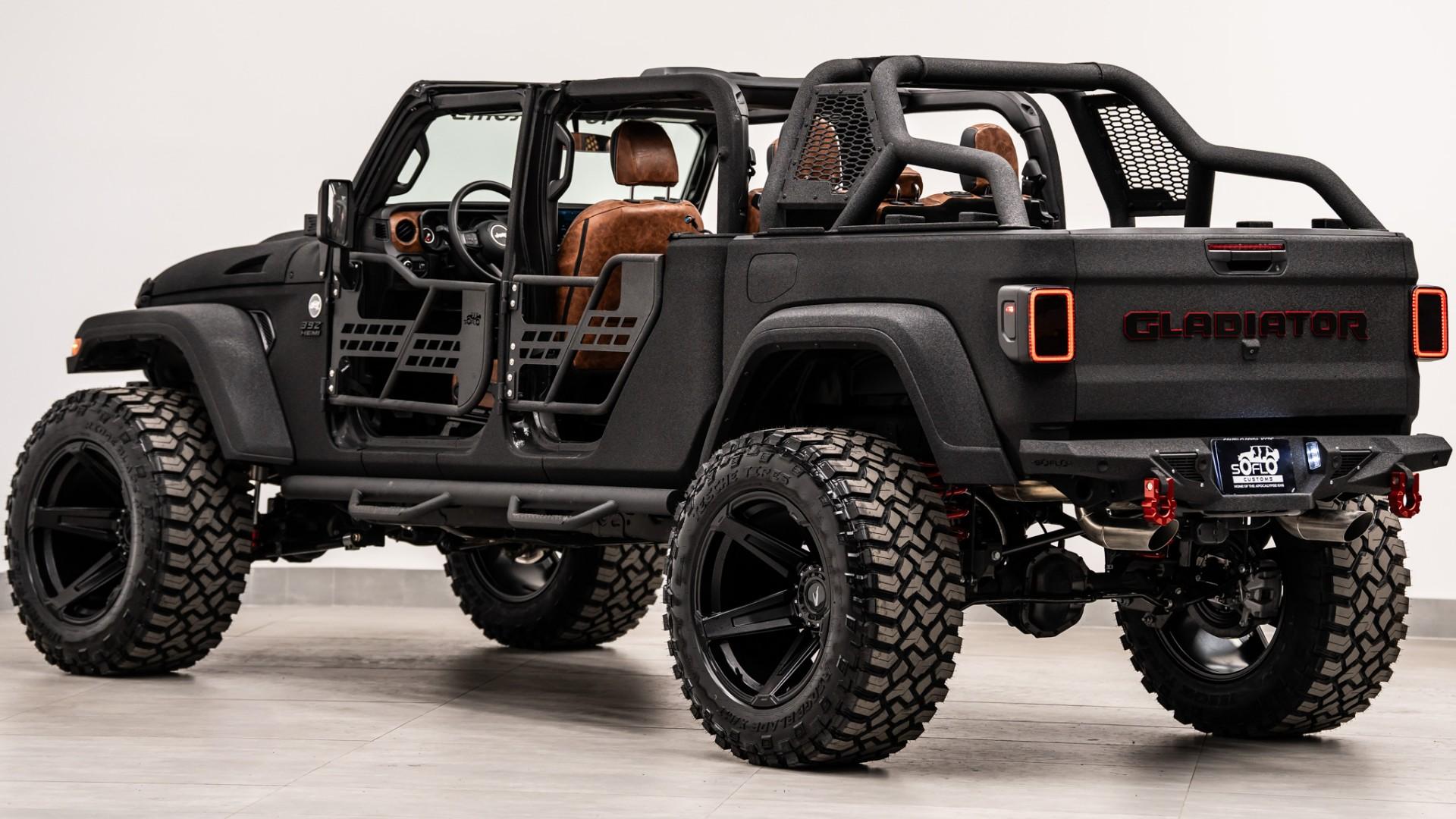 2026 JEEP GLADIATOR in Black, photo 38 of 52