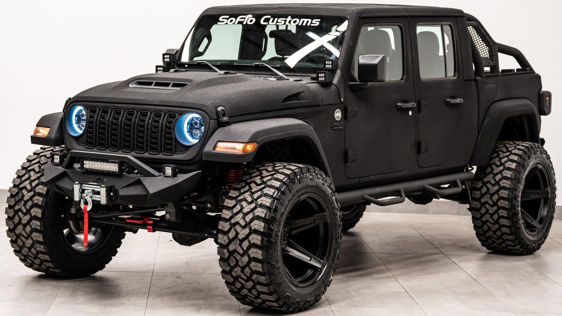 2026 JEEP GLADIATOR in Black, photo 22 of 52