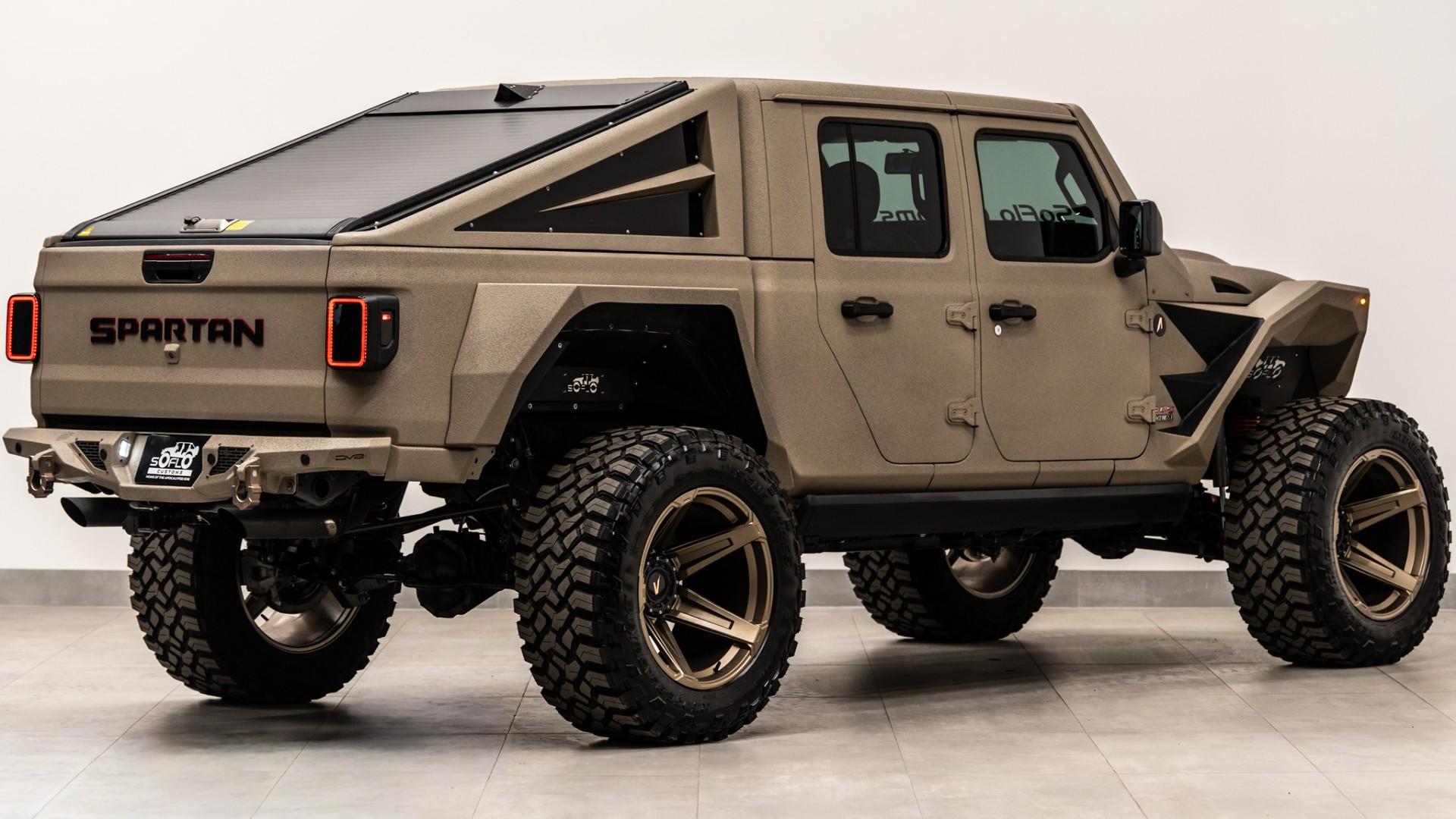 2026 JEEP GLADIATOR in Tan, photo 9 of 55