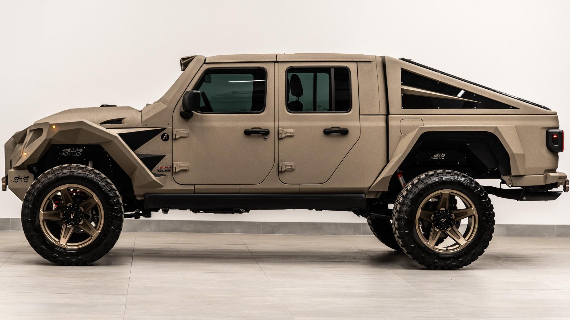 2026 JEEP GLADIATOR in Tan, photo 17 of 55