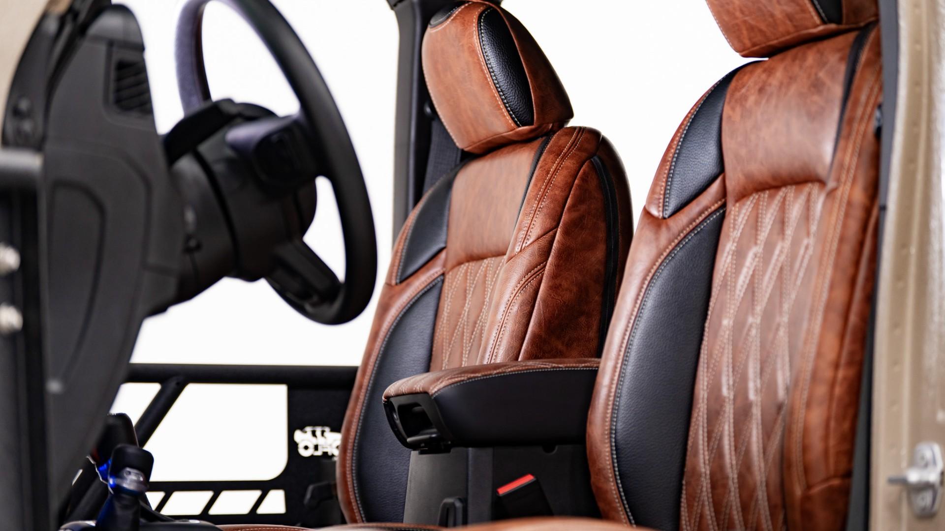 2026 JEEP GLADIATOR in Tan, photo 43 of 55