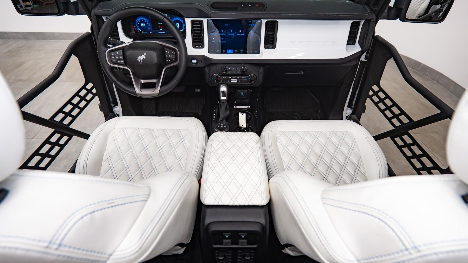 2025 FORD BRONCO in Blue, photo 2 of 60