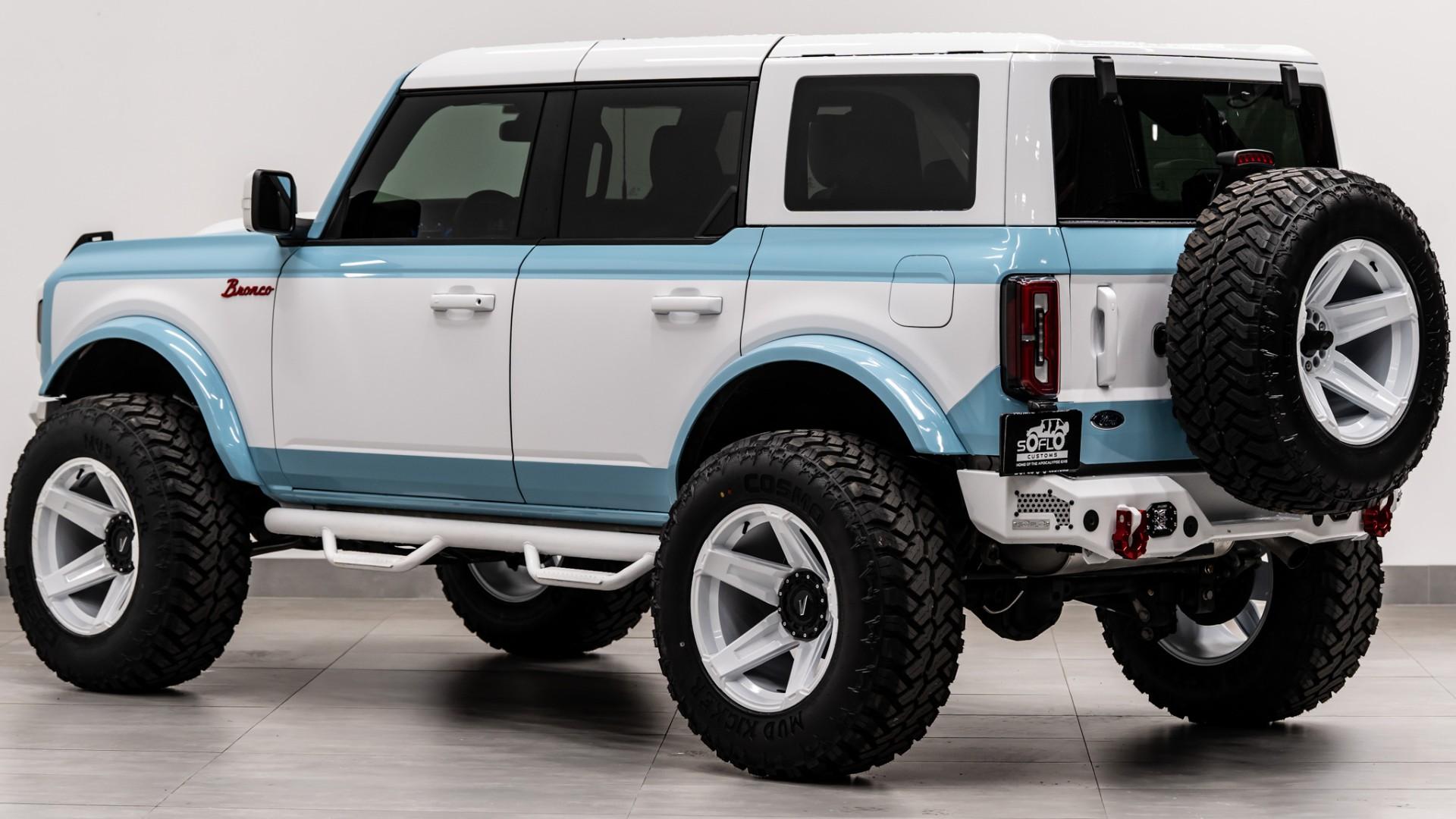 2025 FORD BRONCO in Blue, photo 10 of 60