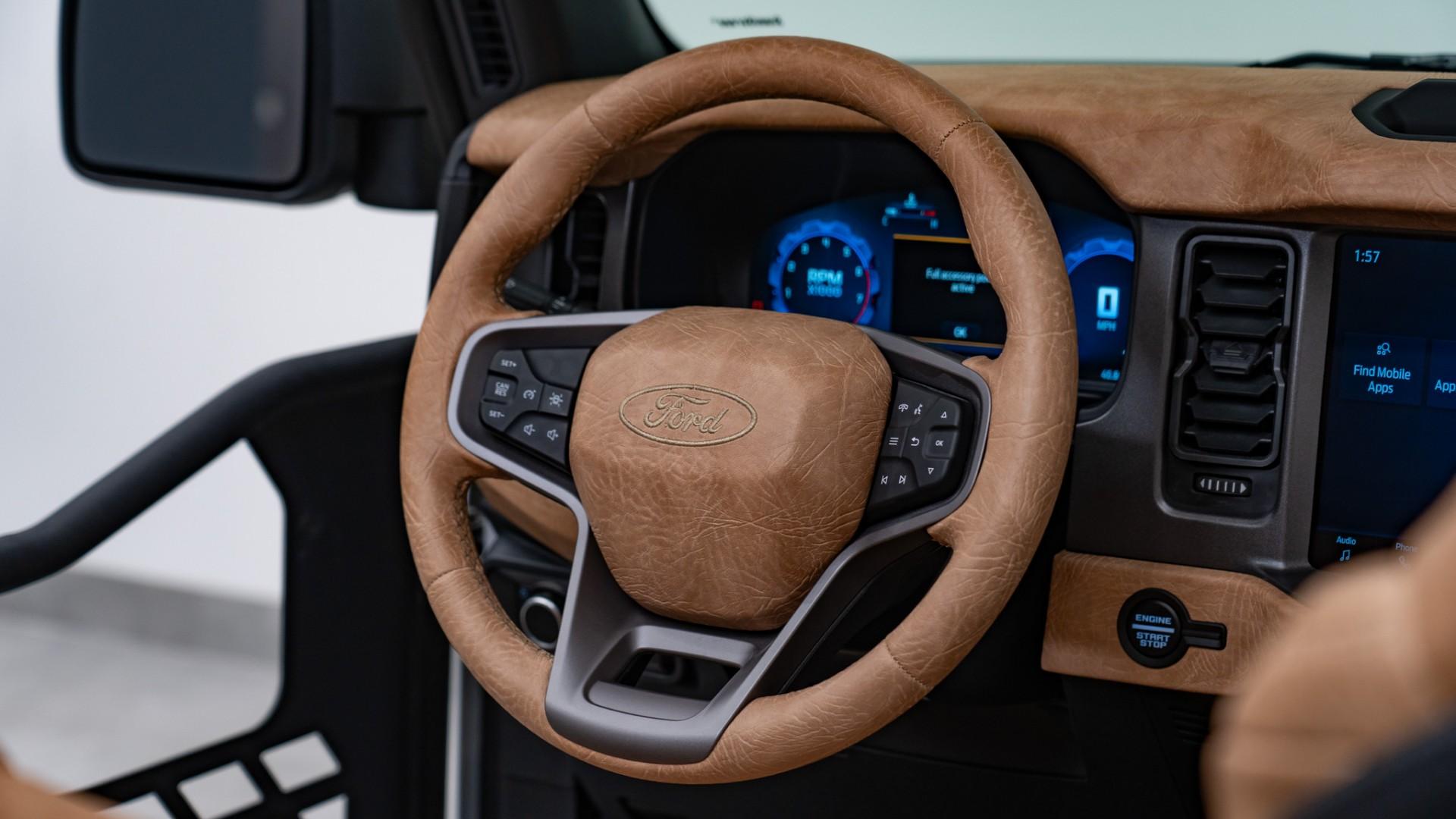 2025 FORD BRONCO in White, photo 39 of 48