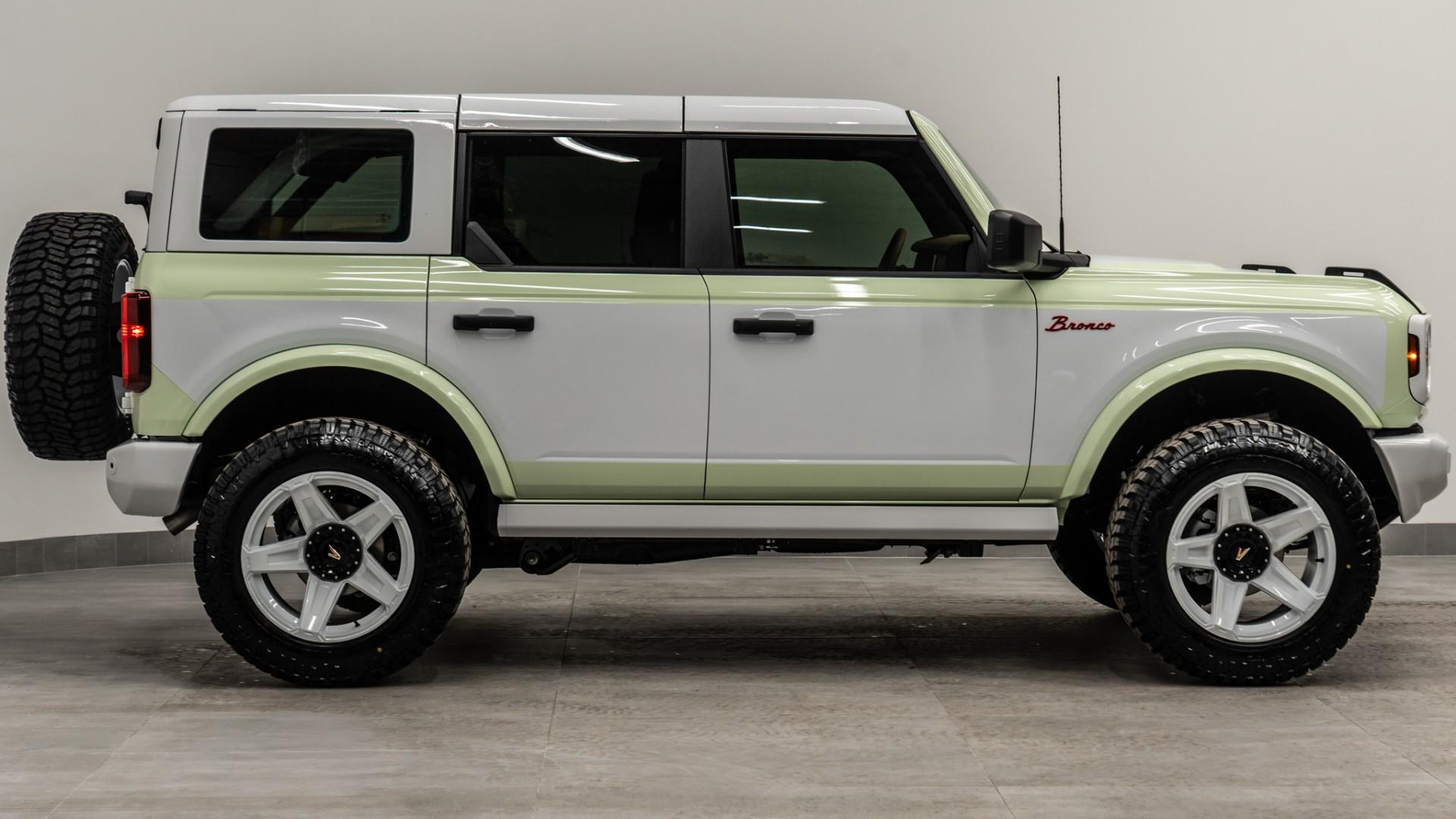 2025 FORD BRONCO in White, photo 6 of 48