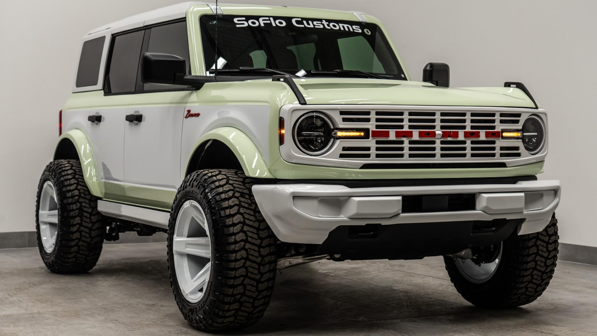 2025 FORD BRONCO in White, photo 4 of 48